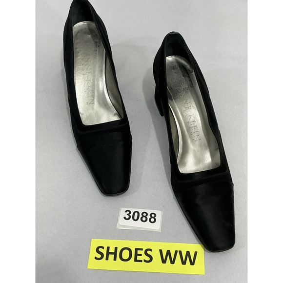 Womans Anne Klein Size 9n Black Satin Slip On Square Toe Heel Loafer - Picture 1 of 9